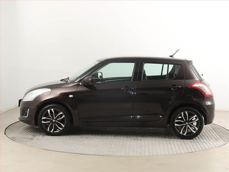 Suzuki Swift (2015) 1.2, ČR,1.maj, Tempomat - fotka 3 z 17