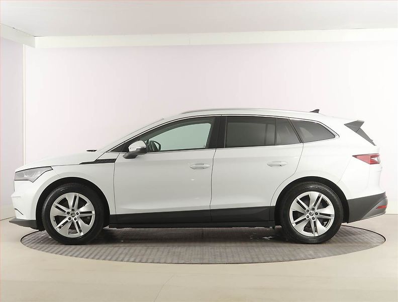 Škoda Enyaq (2021) iV 80 (82 kWh), SoH 91% - fotka 3 z 29