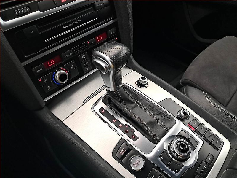 Audi Q7 (2014) 3.0 TDI, 4X4, Automat, Navi - fotka 15 z 17