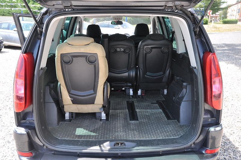 Peugeot 807 2.0HDi 100kW - fotka 8 z 19