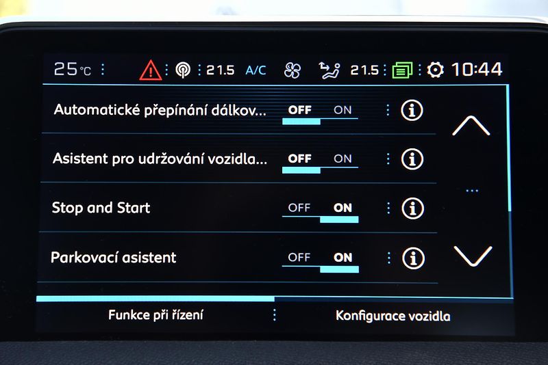 Peugeot 5008 2.0 HDi,7MÍST,LED,NAVI,KAMERA - fotka 23 z 50