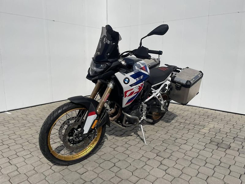 BMW (2025) F 900 GS - fotka 6 z 12