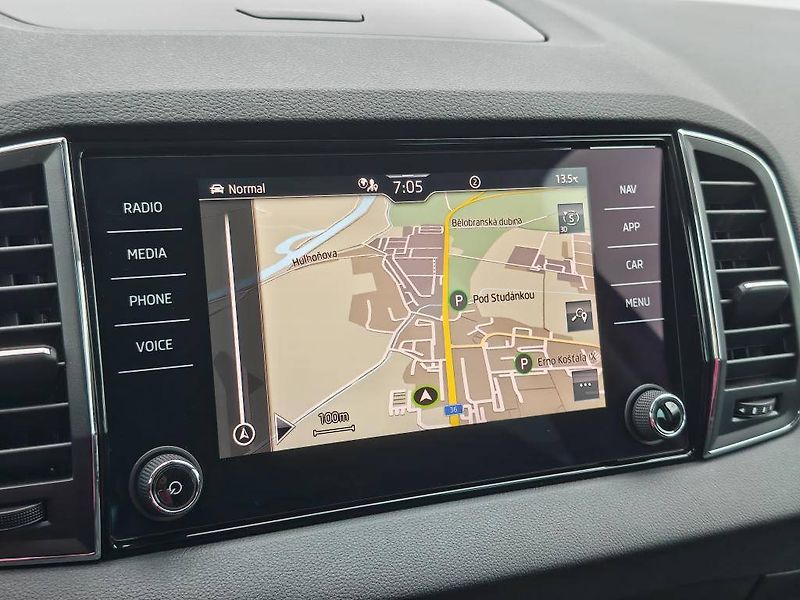 Škoda Karoq Style 7DSG 1,5TSI - fotka 17 z 26