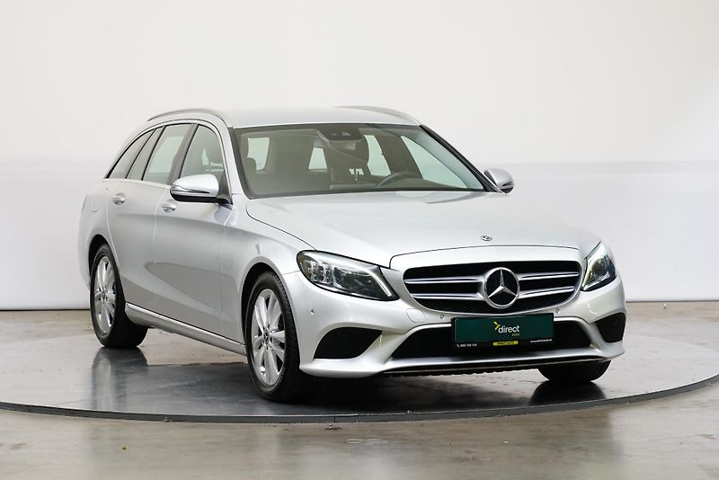Mercedes-Benz Třídy C - fotka 8 z 28