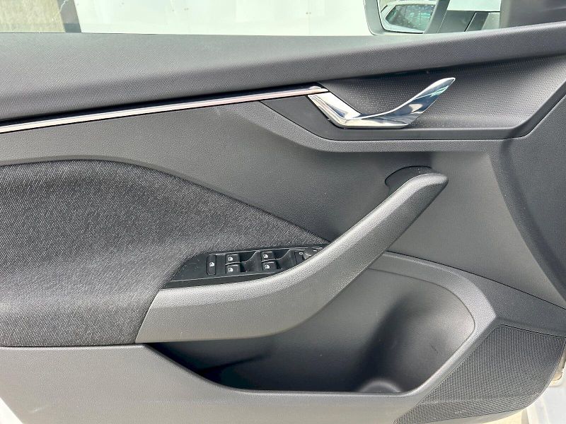 Škoda Kamiq (2025) SELEC TSI 85/1.0 A7F - fotka 18 z 29