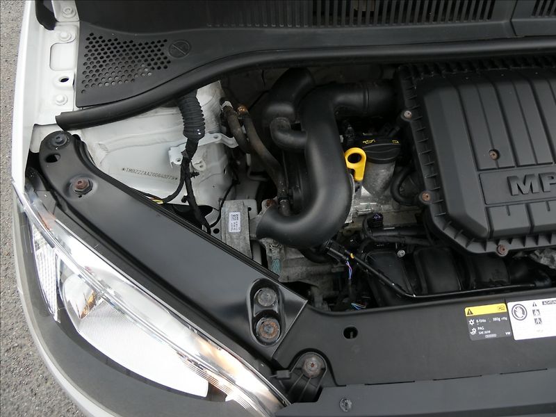 Škoda Citigo 1,0 MPi klimatizace, 2 x kola - fotka 31 z 42