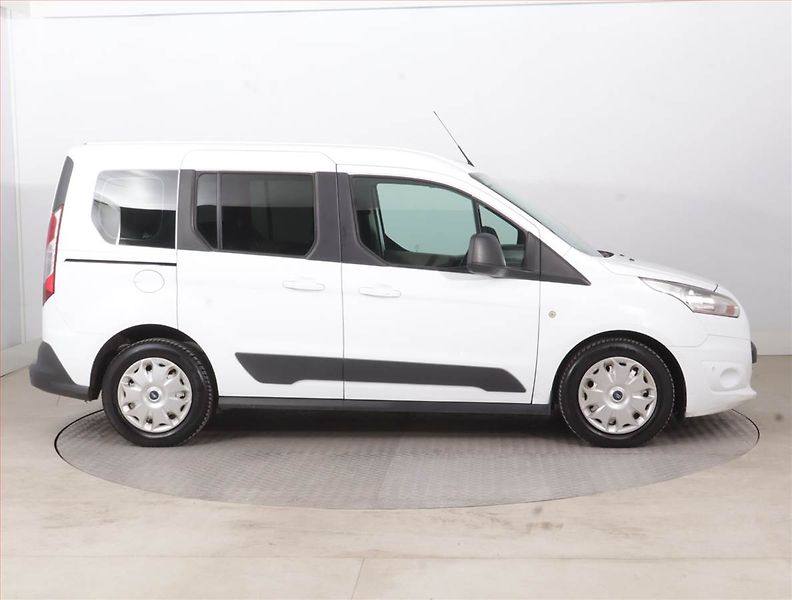 Ford Tourneo Connect (2014) Trend 1.0 EcoBoost, 5Míst, ČR - fotka 6 z 14