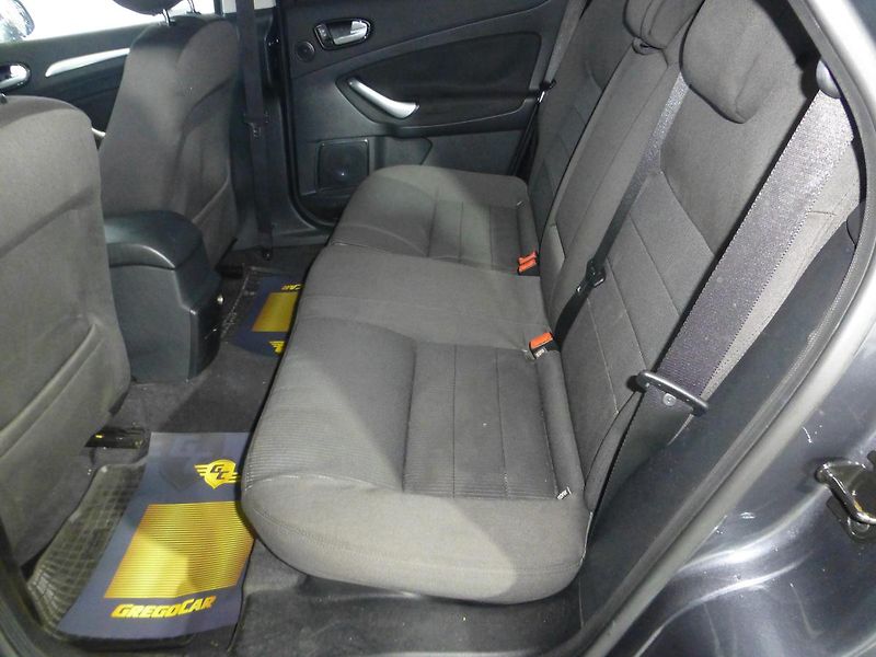 Ford Mondeo (2008) 2,0TDCI*DIGIK*ALU*PARK.S*TAŽNÉ - fotka 12 z 22