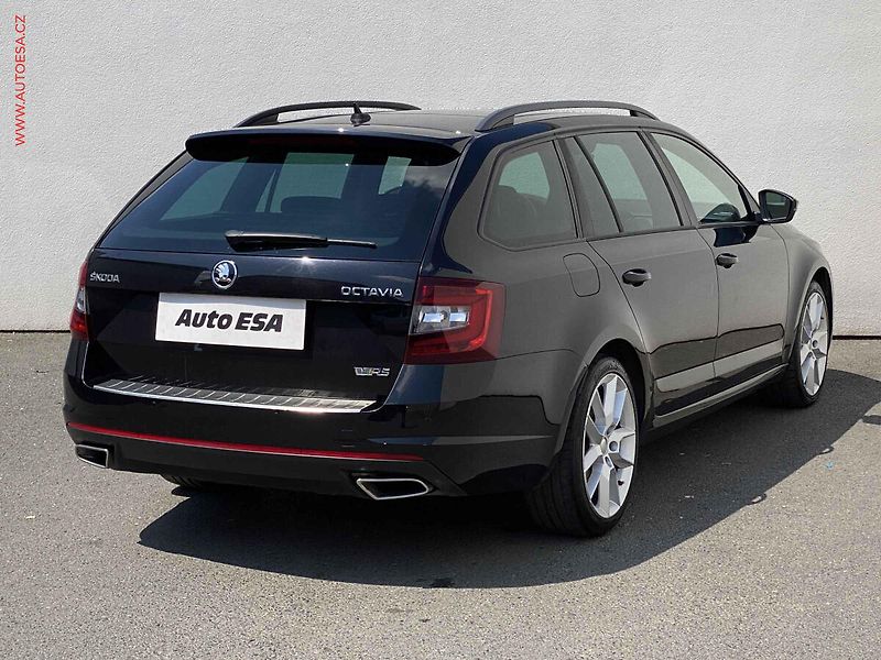 Škoda Octavia (2018) 2.0 TDi, RS, DSG, LED - fotka 4 z 18