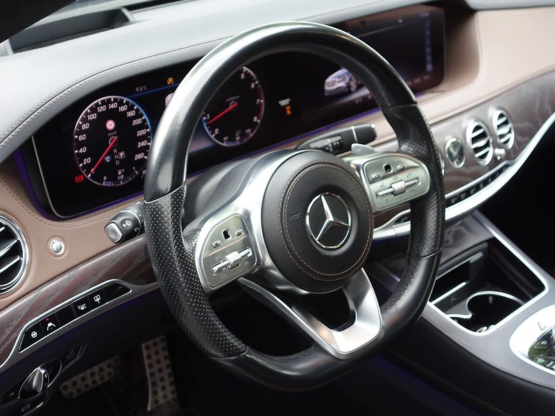 Mercedes-Benz Třídy S (2018) S560L*4M*AMG*EXCLUSIVE*MAX-VÝB - fotka 37 z 50