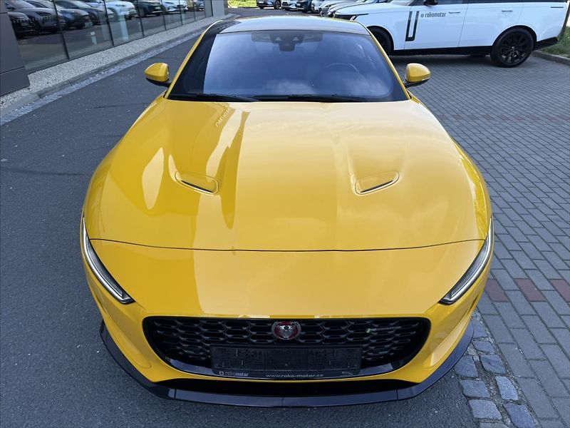 Jaguar F-Type 5,0 R-DYNAMIC P450 RWD - fotka 3 z 19