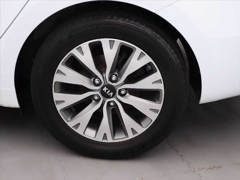 Kia Ceed 1.6 CRDi 100kW Aut. CZ DPH - fotka 25 z 32