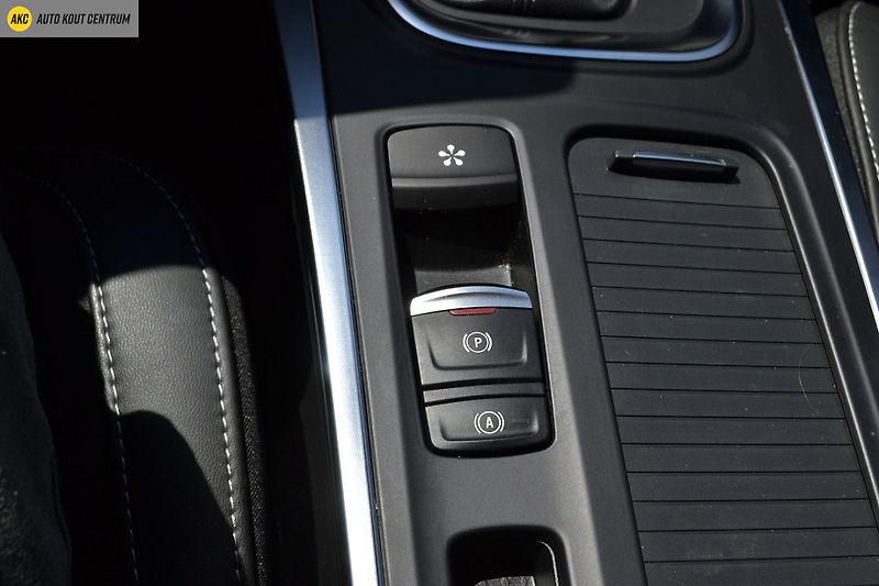 Renault Mégane IV GRANDCOUPÉ TECHNO dCi 115 E - fotka 26 z 54