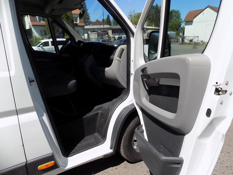 Fiat Ducato (2011) 2,3 88KW 3STR.SKLÁPĚČ 7 MIST - fotka 27 z 52