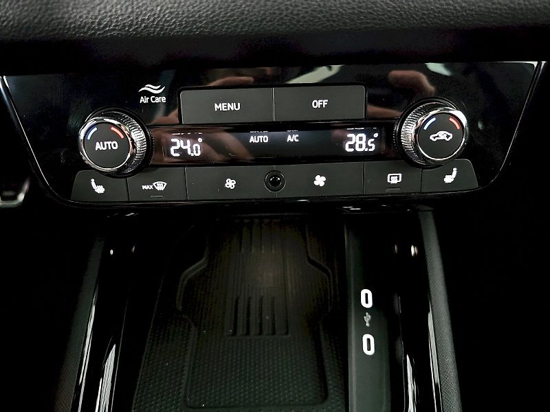 Škoda Scala (2024) 1.0TSi 85kW MONTE CARLO PANORA - fotka 21 z 27