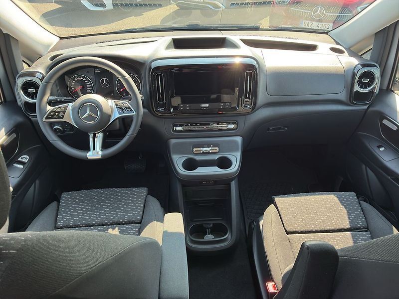 Mercedes-Benz Vito 119 CDI Tourer SELECT L 4M - fotka 16 z 26