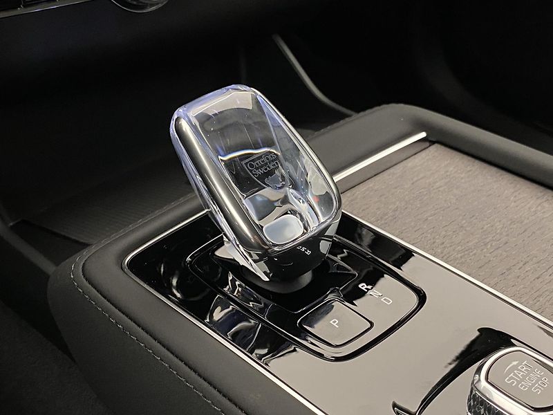 Volvo XC90 (2026) B5 AWD AUT BRIGHT PLUS 7míst - fotka 39 z 73