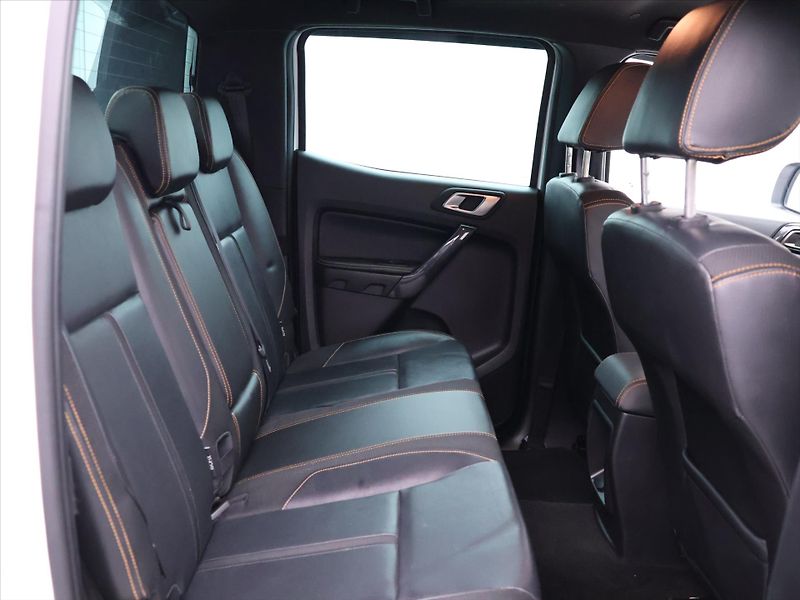 Ford Ranger 2,0 TDCI 156kW Wildtrak CZ DPH - fotka 15 z 38