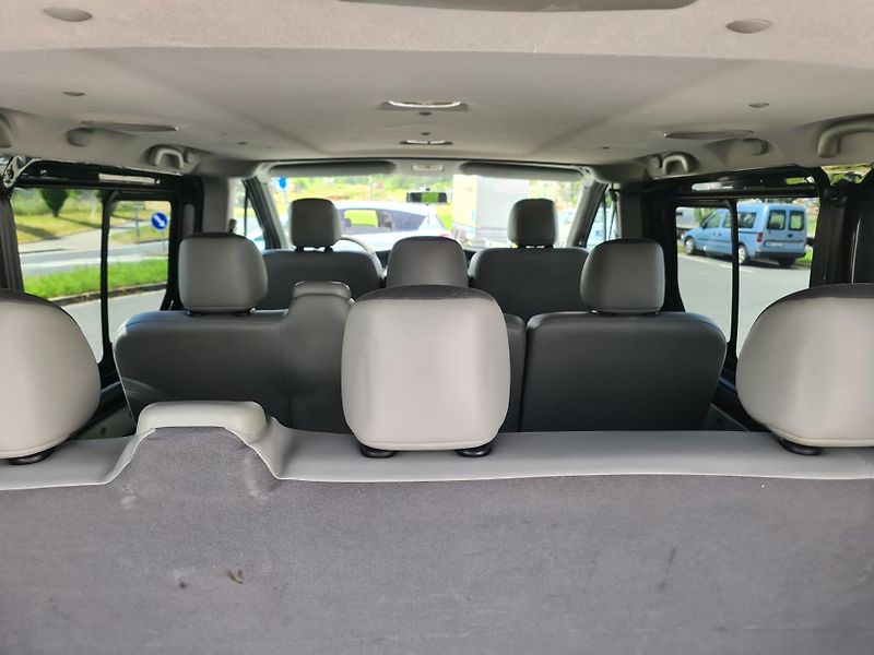 Opel Vivaro (2011) 2.0 CDTi 84-KW 8-MÍST KLIMA TE - fotka 36 z 39