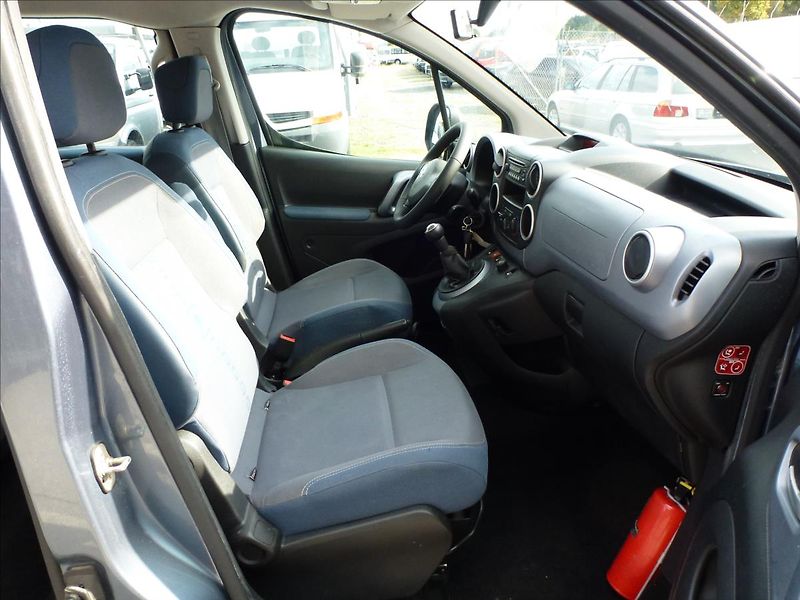 Citroën Berlingo 1,6 HDi  Multispace - fotka 26 z 44
