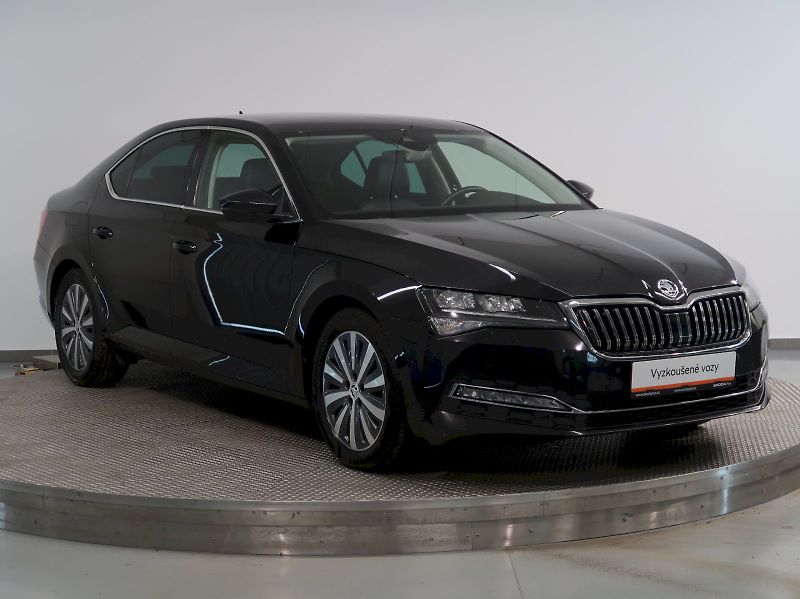 Škoda Superb (2022) STYLE 2.0TSI 140KW DSG - fotka 6 z 43