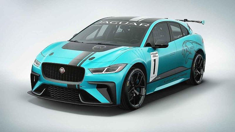 Závodní Jaguar I-Pace pro šampionát eTrophy.