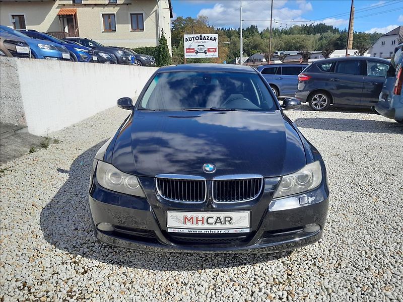 BMW Řada 3 2,0D AUTOMAT - fotka 2 z 48