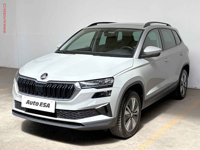 Škoda Karoq (2022) 1.5 TSi, 1.maj,ČR, Style - fotka 3 z 17