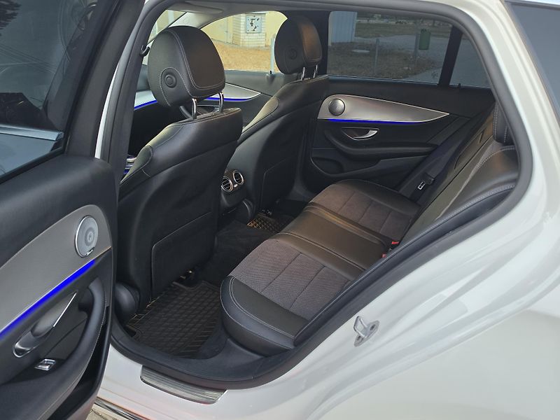 Mercedes-Benz Třídy E 2.2CDi 143kW AVANTGARDE*7-MÍST - fotka 29 z 54