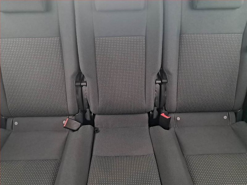 Ford C-MAX (2013) 1.6 TDCi, Vyhř. sedaček - fotka 10 z 18