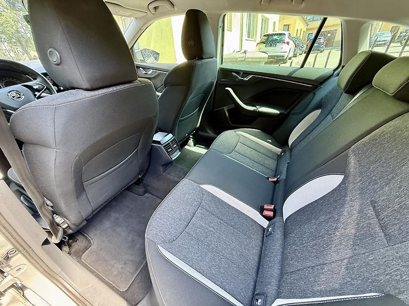 Škoda Scala (2022) 1,0TSi 81kW STYLE Koup.ČR,1maj - fotka 9 z 16