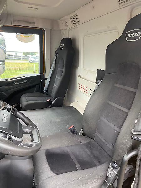 Iveco X-WAY 510 8x4 Thermo sklápěč MEILLER - fotka 10 z 12
