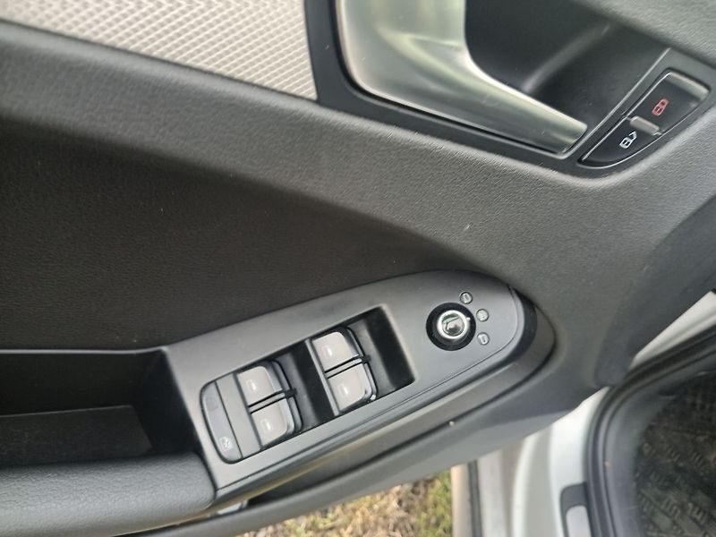 Audi A4 2.0 TDI ALLROAD 4x4 Panorama - fotka 12 z 22