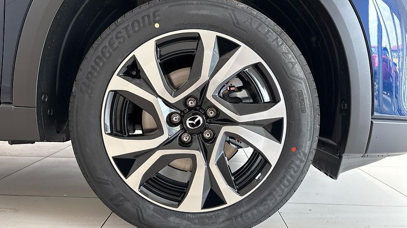 Mazda CX-5 (2026) 2.5 AWD Exclusive-line - fotka 8 z 23