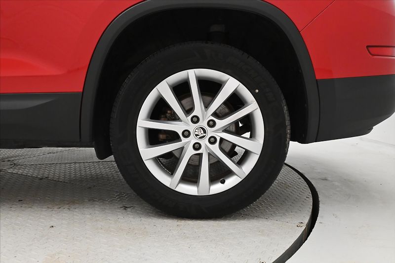 Škoda Kodiaq 1,5 TSI 110 kW TAŽNÉ NAVI Záru - fotka 31 z 31