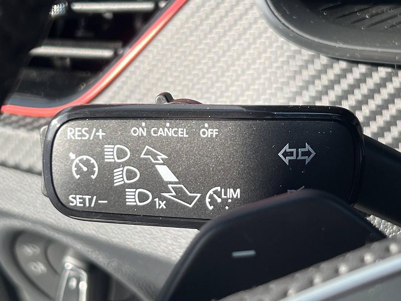 Škoda Kamiq (2026) Monte Carlo 7DSG 1,0TSI - fotka 15 z 22