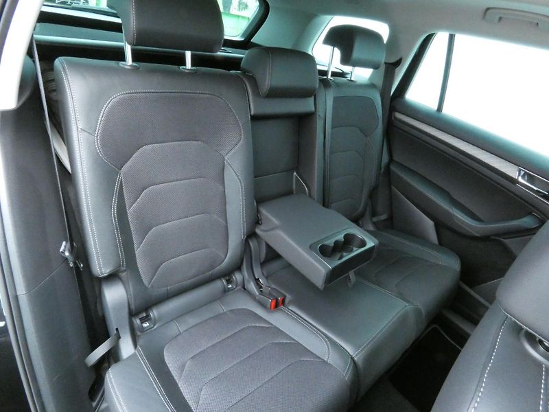 Škoda Kodiaq FL 4x4 Style 2.0 TDI /110kW  7 - fotka 27 z 30