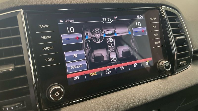 Škoda Karoq (2019) Sportline 2.0 TDI 110kW  4x4 - fotka 31 z 32