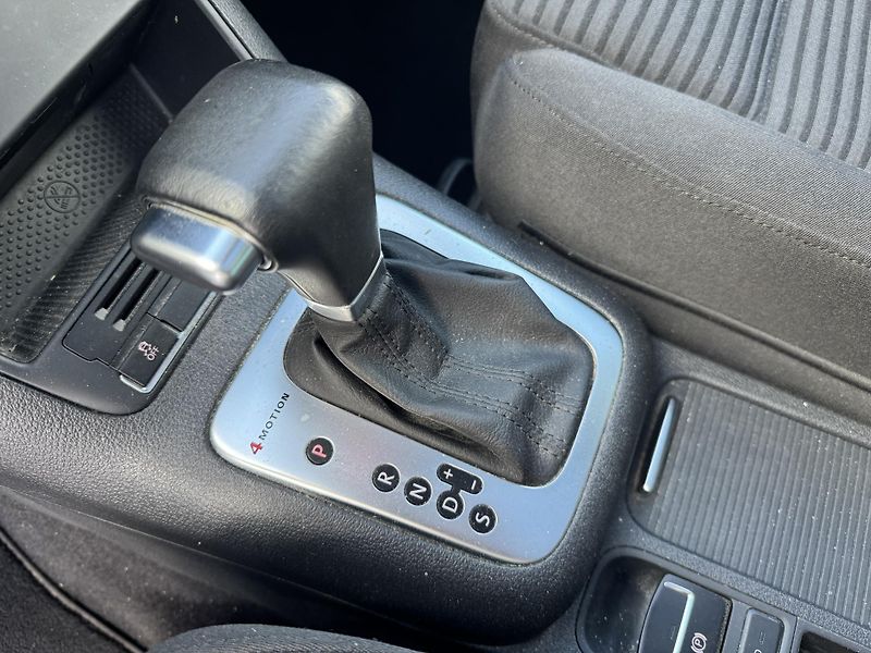 Volkswagen Tiguan 2.0TDi,SPORT,4x4,AUTOMAT - fotka 20 z 47