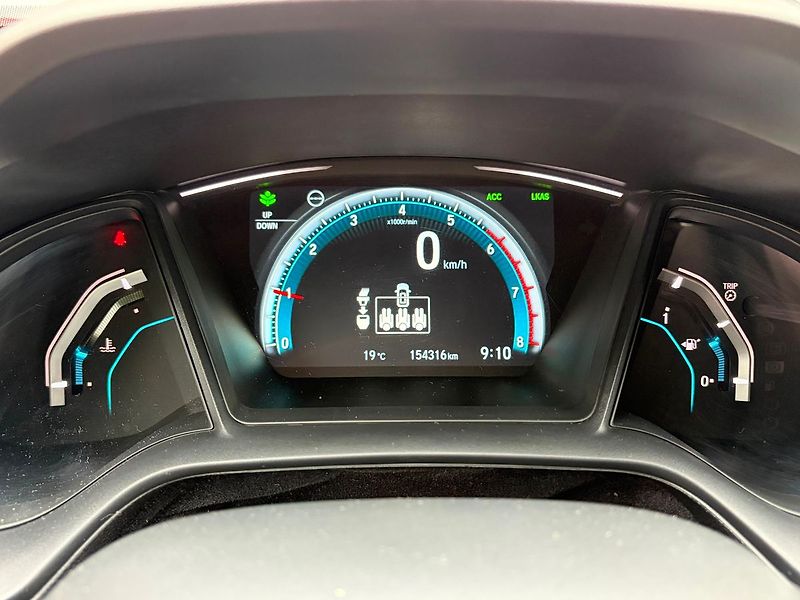Honda Civic 1.0 VTEC Turbo Comfort, ČR, 1. - fotka 16 z 21
