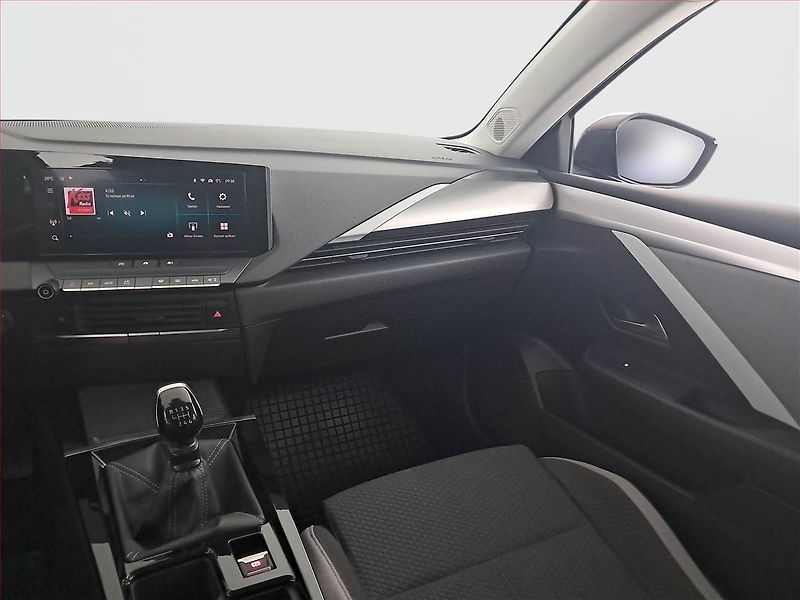 Opel Astra (2023) 1.2 Turbo, Tempomat - fotka 8 z 14