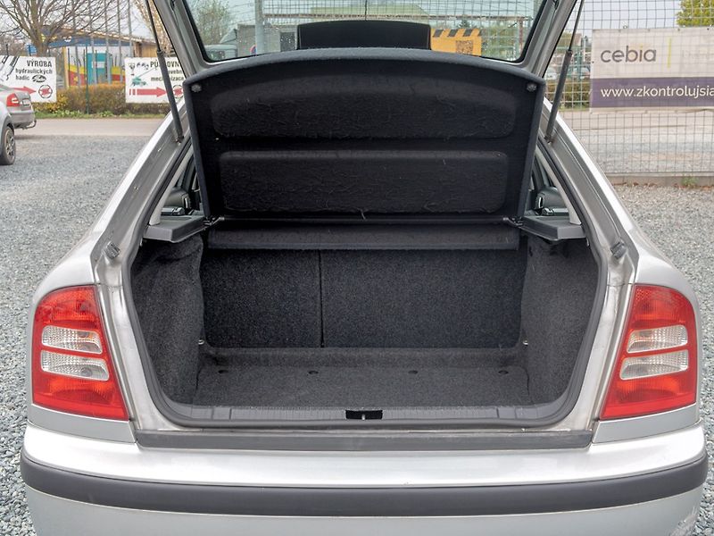 Škoda Octavia (2004) ČR 1.9TID 66KW – DIGI KLIMA - fotka 30 z 37