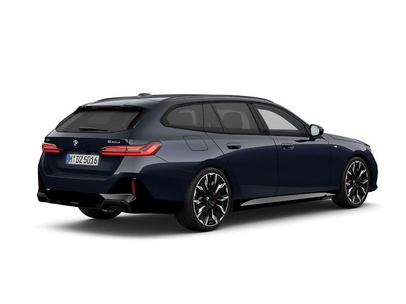 BMW Řada 5 540d xDrive Touring M-Sport - fotka 4 z 7