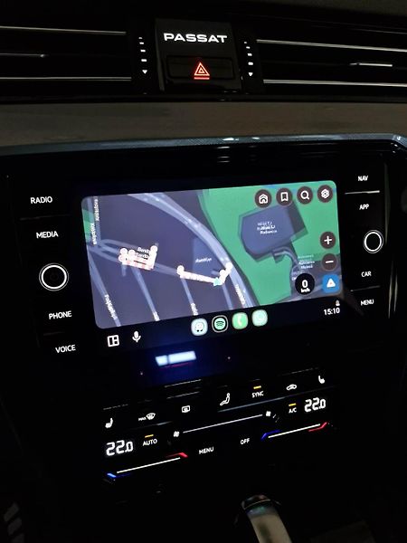 Volkswagen Passat 2,0TDi BMT 110kw DSG, Business - fotka 17 z 43