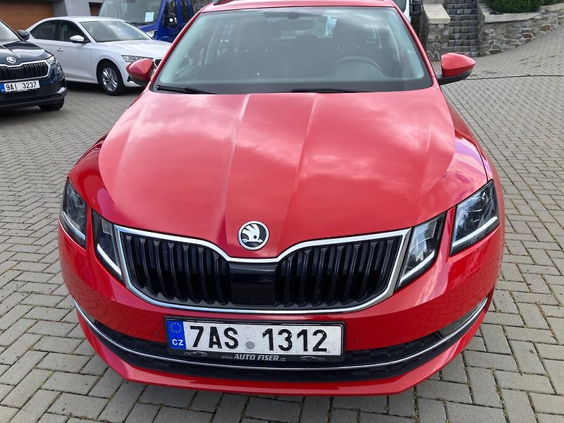Škoda Octavia (2019) 1.6TDI 85kW STYLE NEHAVAROVANÉ - fotka 11 z 29