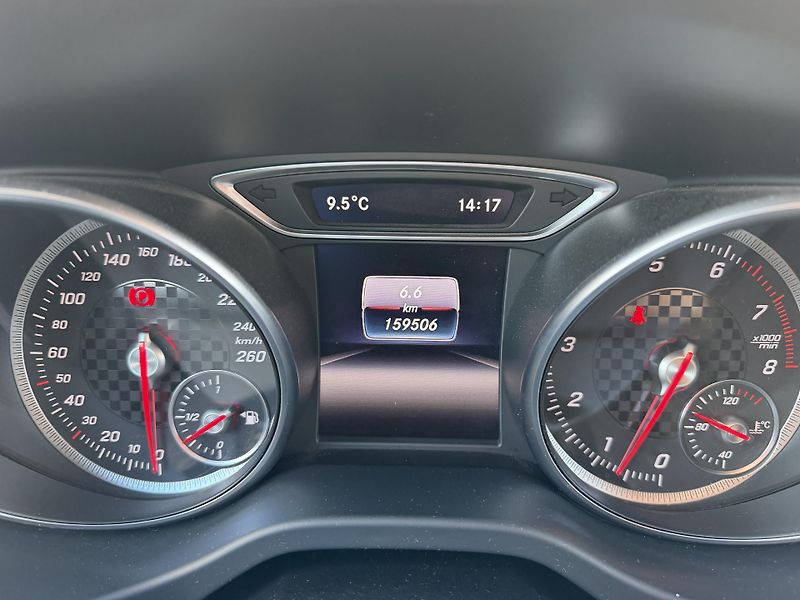 Mercedes-Benz Třídy A 180i LED NAVI KAMERA SERVISKA - fotka 18 z 40