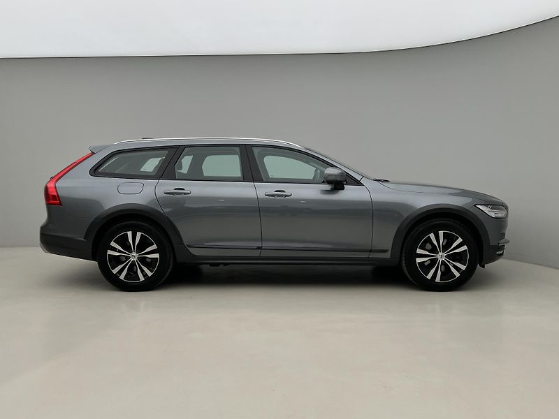 Volvo V90 CC D4 POLESTAR AWD AUT - fotka 9 z 44