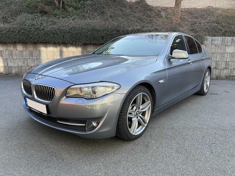 BMW Řada 5 530d 190 kW NOVÁ STK - fotka 2 z 15