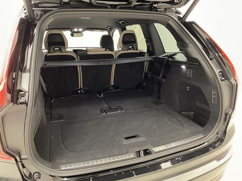 Volvo XC90 B5 AWD BRIGHT PLUS REZERVACE - fotka 6 z 64