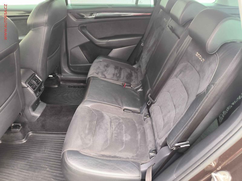 Škoda Kodiaq (2018) 2.0TDi 4x4, ČR, Scout, DSG - fotka 10 z 32